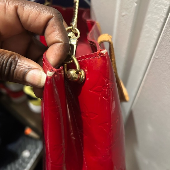 Authentic Louis Vuitton monogram Vernis PM Reade small tote. Cute! - Picture 14 of 16